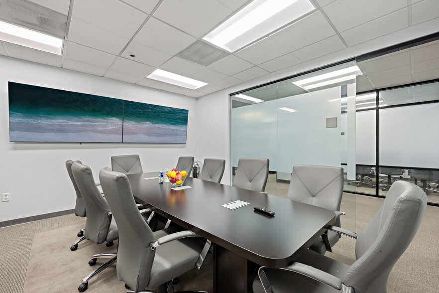 More Photos Of 2714 Loker Ave W, Carlsbad Office For Lease