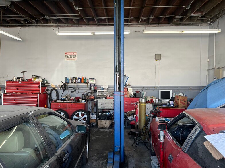 More Photos Of 17733 Chatsworth St, Granada Hills Auto Repair For Sale