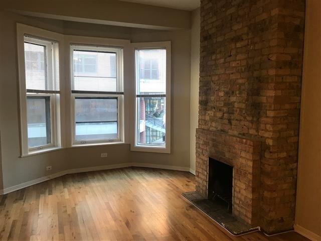 More Photos Of 2300 N Clark St, Chicago Apartments For Lease