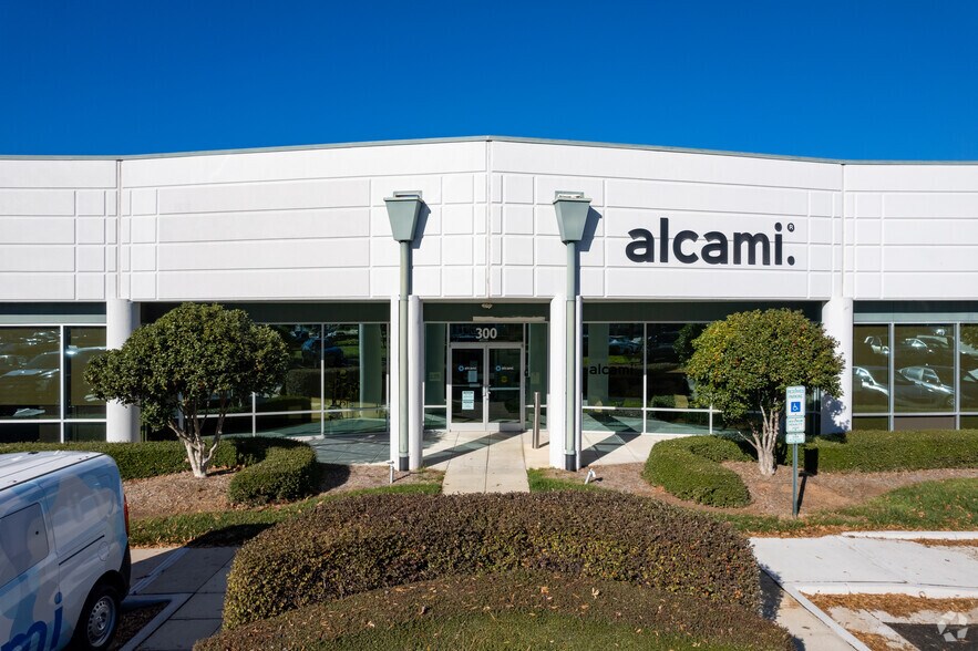 More Photos Of 523 Davis Dr, Morrisville Unknown For Lease