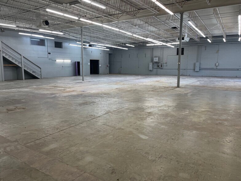 More Photos Of 298 Willis St, Gaffney Manufacturing For Sale