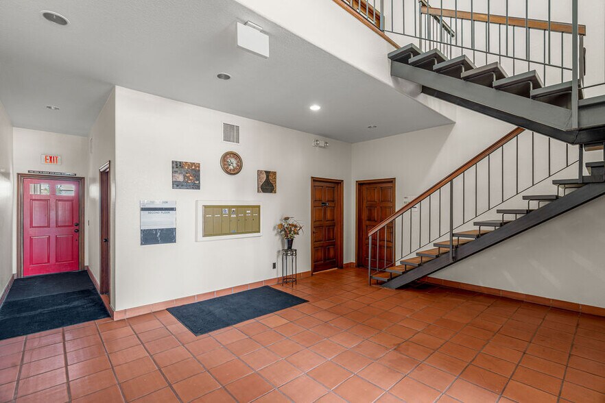 More Photos Of 8891 Watson St, Cypress Office For Sale