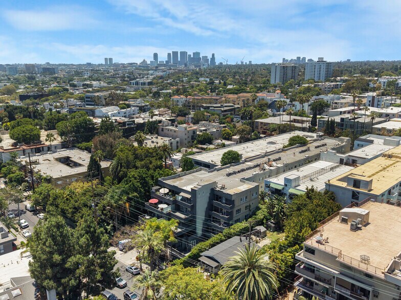 More Photos Of 939 Palm Ave, West Hollywood Apartments For Sale