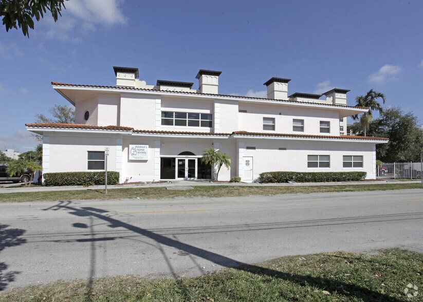 More Photos Of 401 NE 4th St, Fort Lauderdale Restaurant For Lease