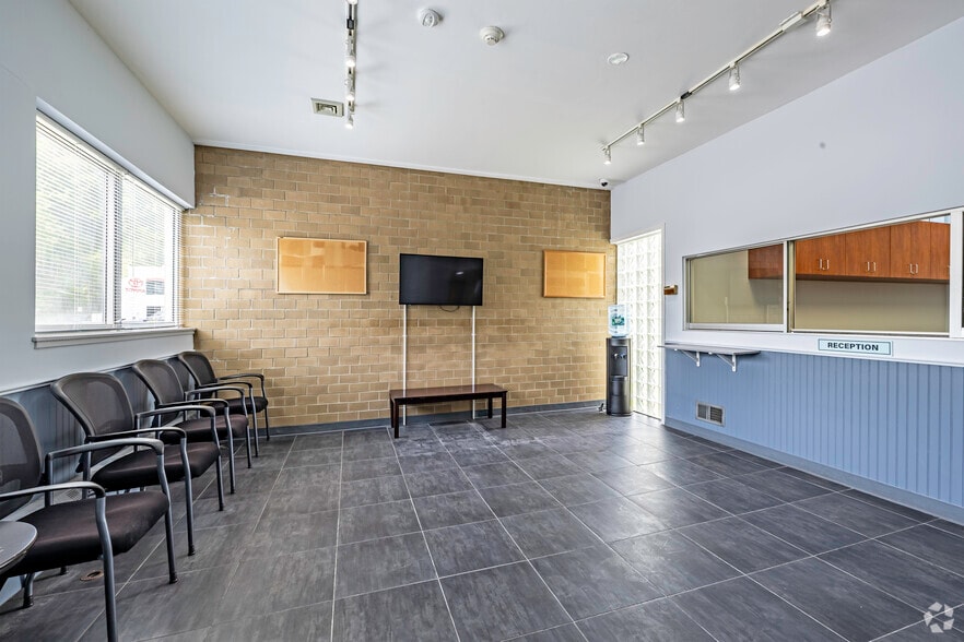 More Photos Of 2176 Central Park Ave, Yonkers Medical For Sale