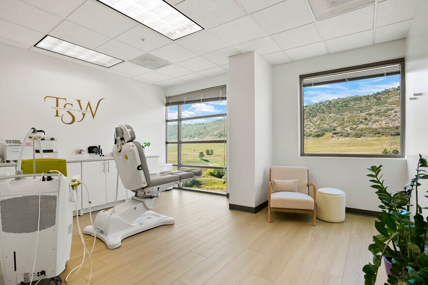 More Photos Of 7761 Shaffer Pky, Littleton Office For Sale