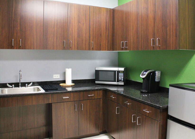 More Photos Of 2451 Stone Myers Pky, Grapevine Office For Lease