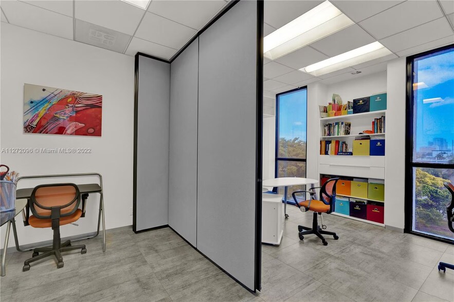 More Photos Of 2450 Hollywood Blvd, Hollywood Loft Creative Space For Sale