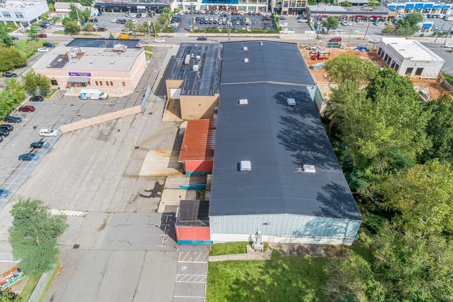 More Photos Of 4865 Arthur Kill Rd, Staten Island Warehouse For Sale