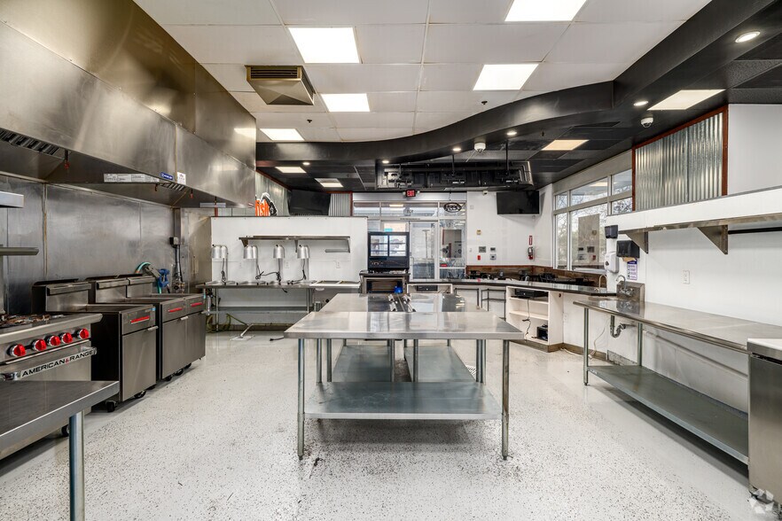 More Photos Of 1520 N Mountain Ave, Ontario Unknown For Lease