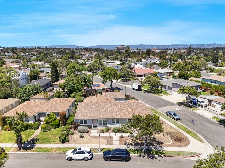 More Photos Of 7801 Flight Ave, Los Angeles Multifamily For Sale