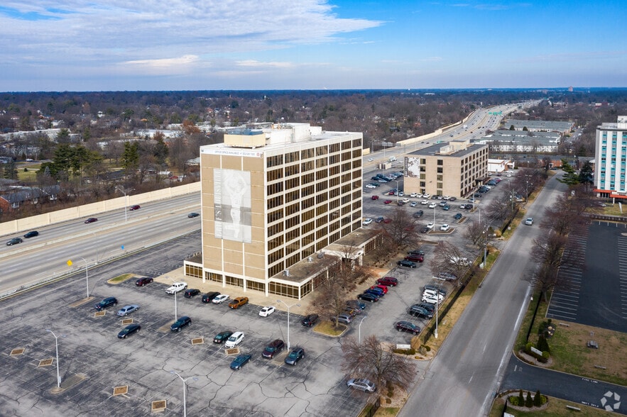 More Photos Of 1941 Bishop Ln, Louisville Office For Lease