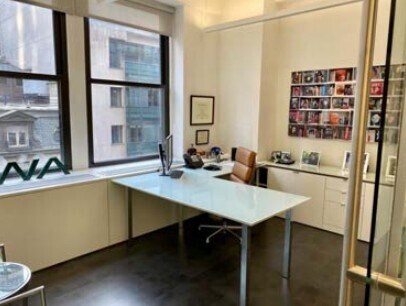 More Photos Of 34-36 W 44th St, New York Medical For Sale