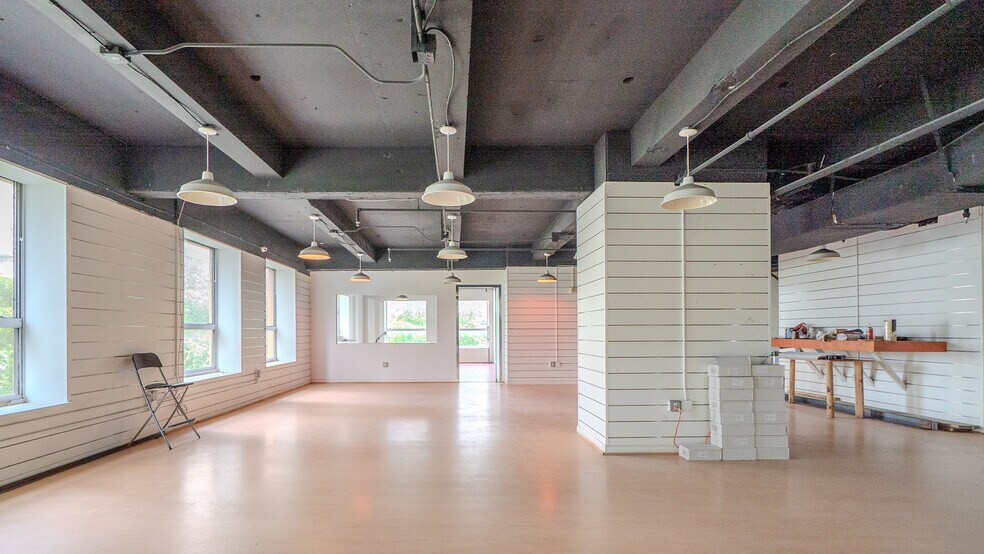 More Photos Of 168 SE 1st St, Miami Loft Creative Space For Lease