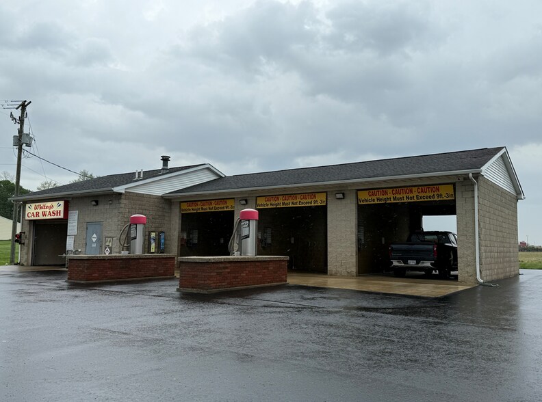 More Photos Of 3938 Columbus Rd, Centerburg General Retail For Sale