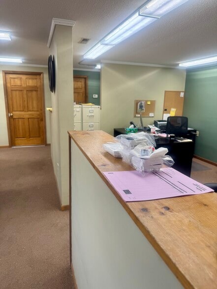 More Photos Of 5260 S Clinton Trl, Eaton Rapids Manufacturing For Sale