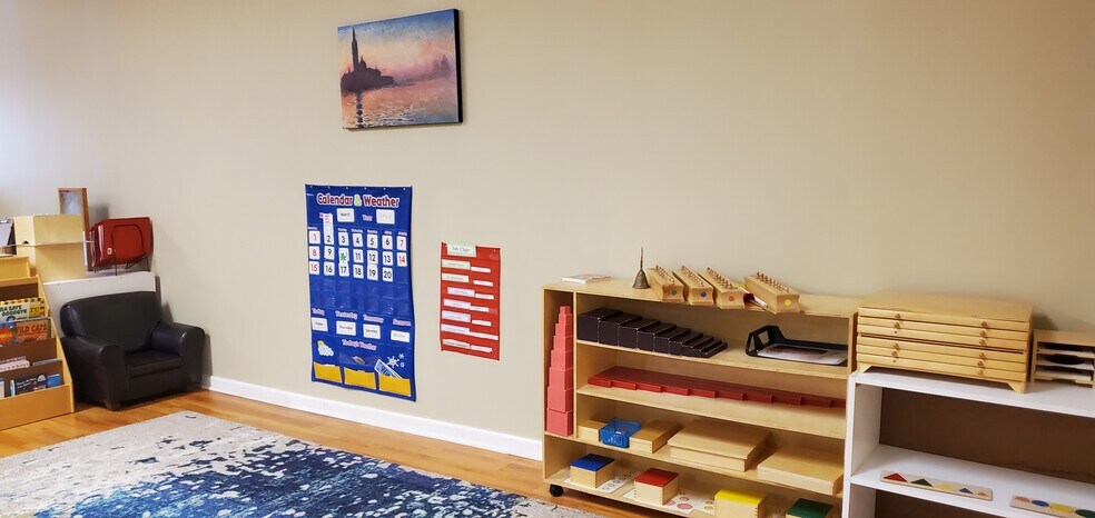 More Photos Of 4040 Johns Creek Pky, Suwanee General Retail For Sale