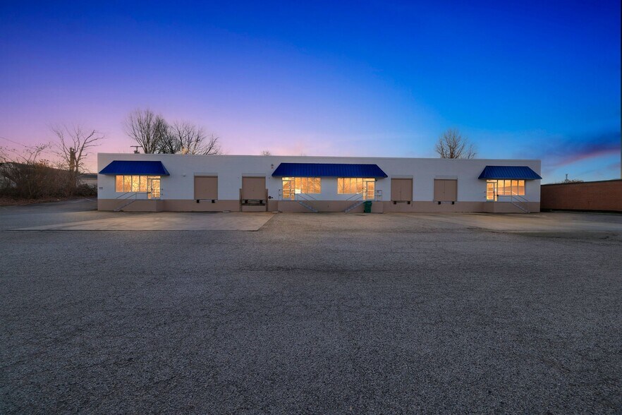 Primary Photo Of 1207 Textile Pl, High Point Warehouse For Lease