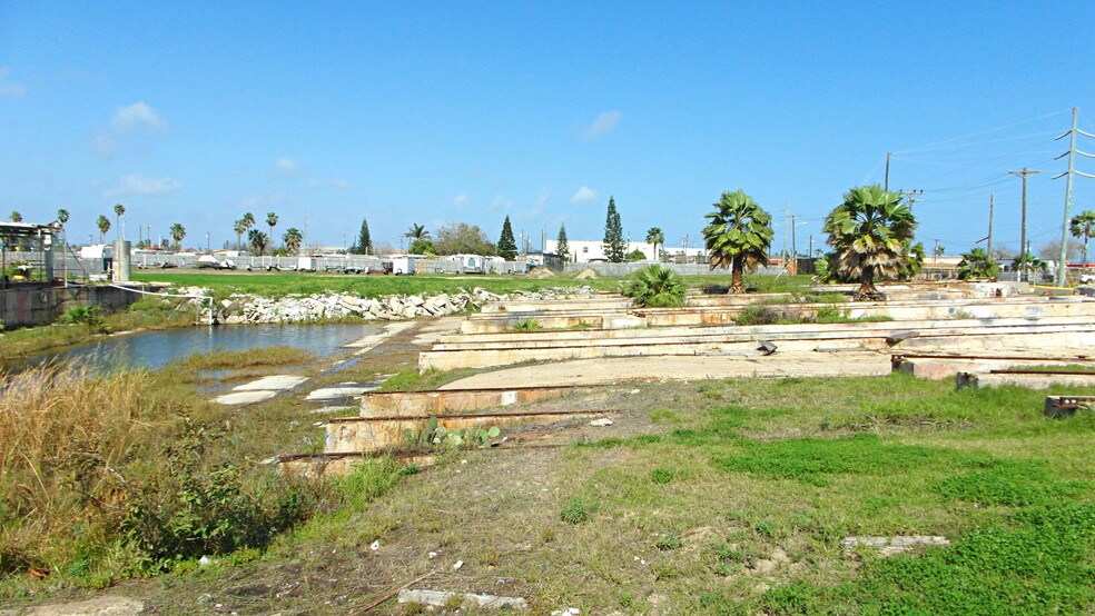 More Photos Of 400 E Washington St, Port Isabel Land For Sale