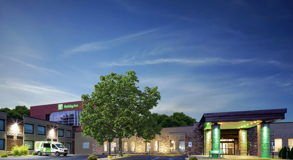 Primary Photo Of 2170 South Rd, Poughkeepsie Hotel For Sale