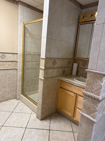 More Photos Of 150 N Walsh Dr, Casper General Retail For Sale