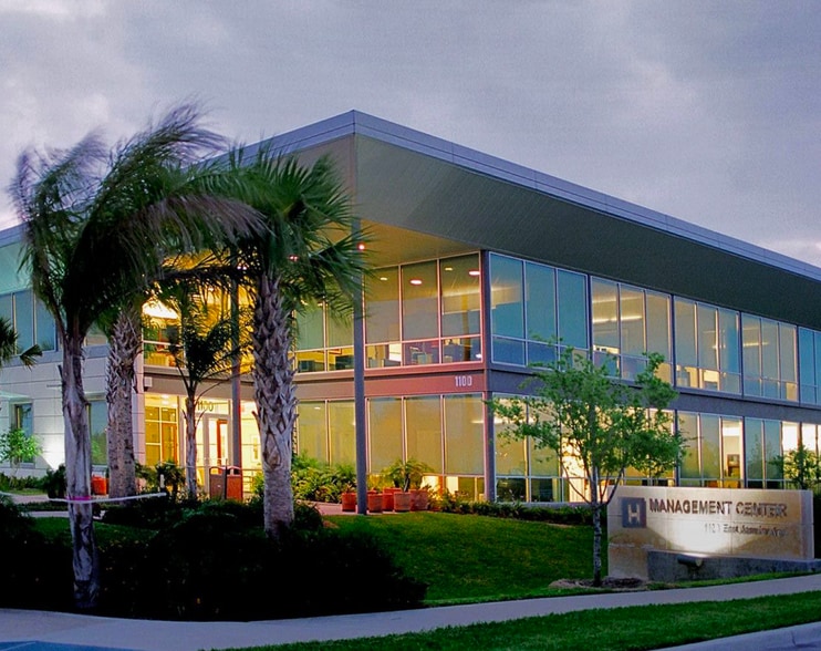 More Photos Of 1100 E Jasmine Ave, McAllen Office For Lease