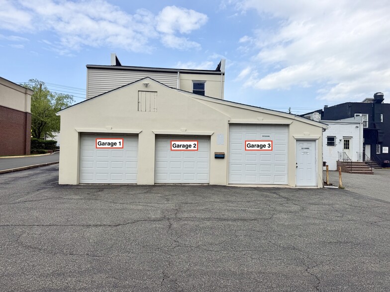 Primary Photo Of 79 W Mount Pleasant Ave, Livingston Storefront For Lease