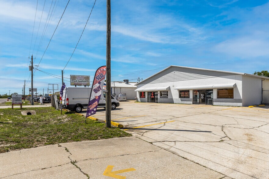 More Photos Of 3545 Recker Hwy, Winter Haven Warehouse For Sale