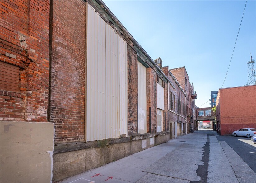 More Photos Of 124 S Jefferson St, Spokane Manufacturing For Sale