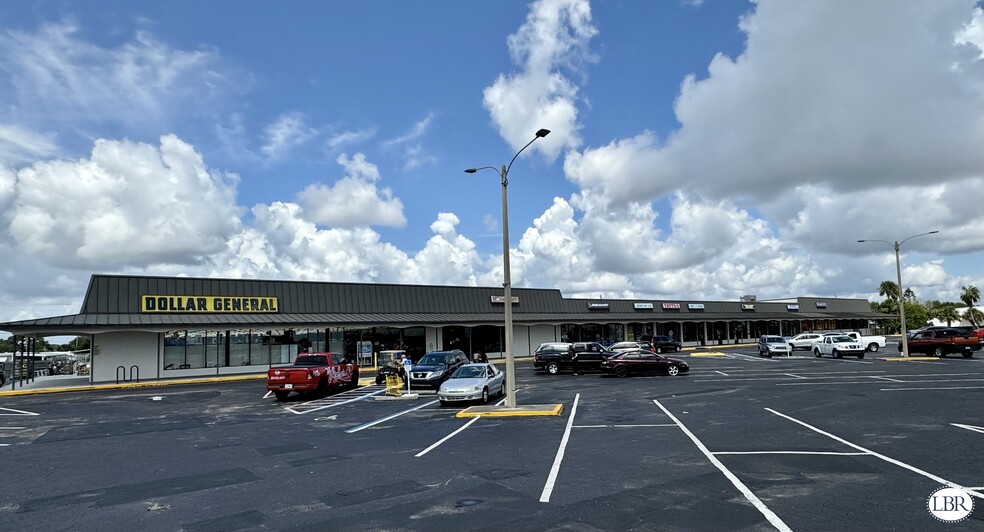 Primary Photo Of 4500 NE Dixie Hwy, Palm Bay General Retail For Sale