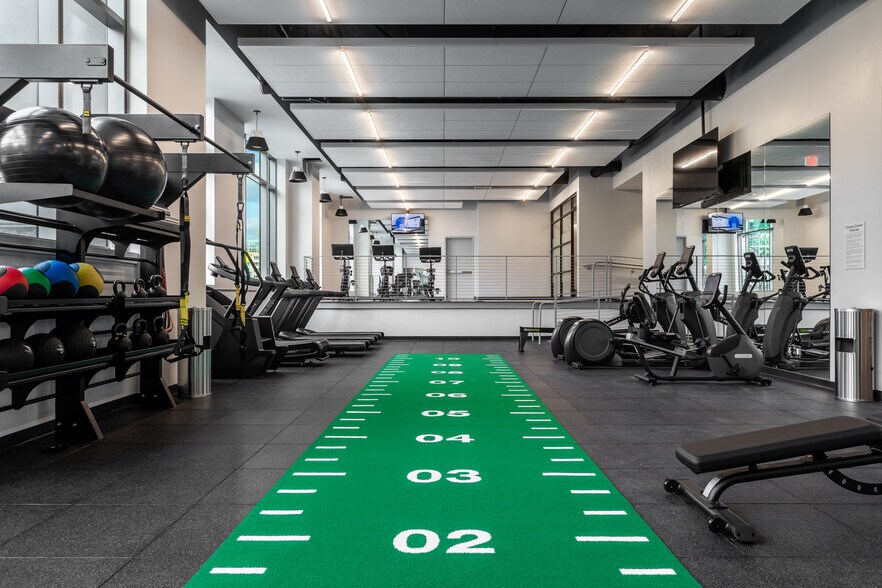 More Photos Of 3901 N Fairfax Dr, Arlington Office For Lease