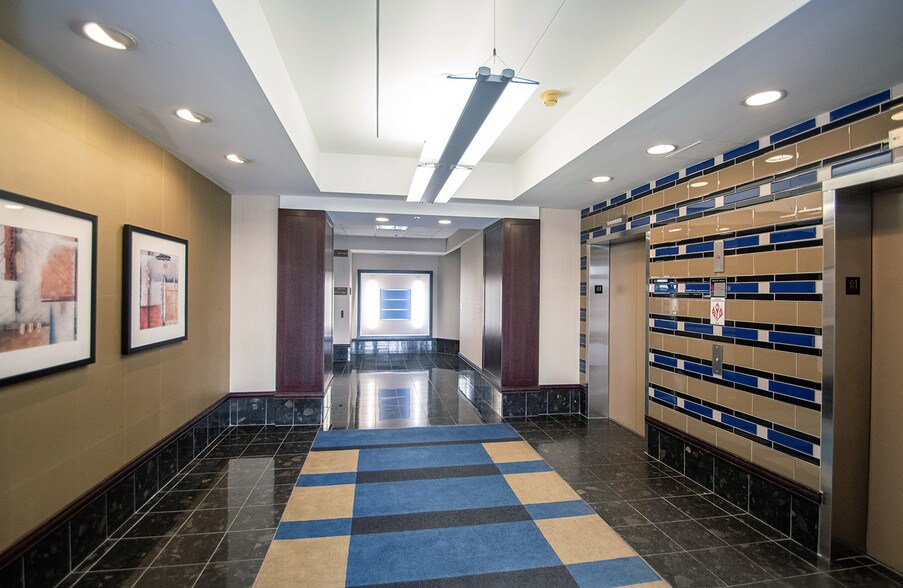 More Photos Of 9002 Purdue Rd, Indianapolis Office For Lease