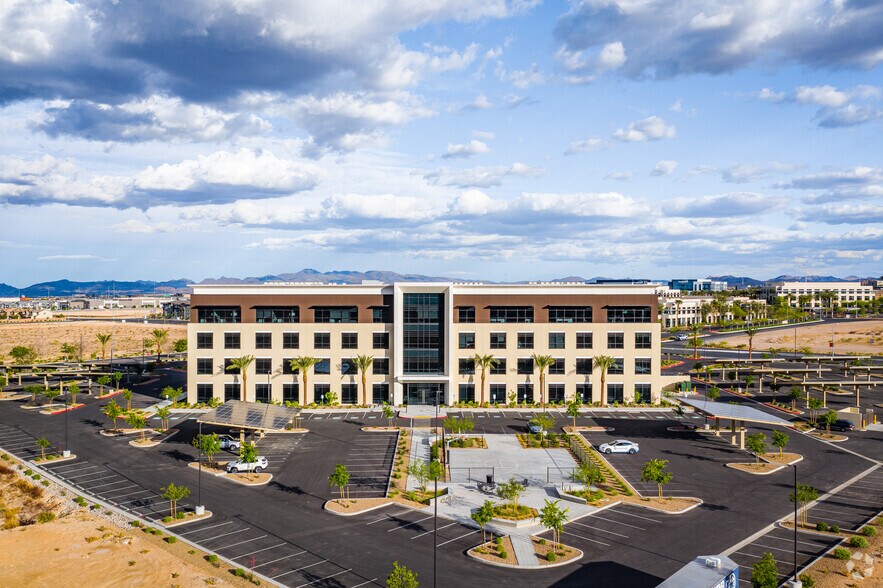 More Photos Of 8400 W Sunset Rd, Las Vegas Office For Lease