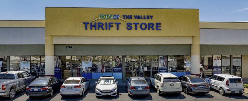 More Photos Of 1222-1226 Commerce Center Dr, Lancaster Freestanding For Sale