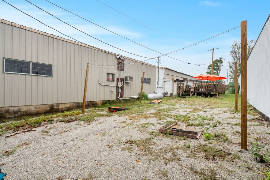 More Photos Of 6162 US Highway 160, Theodosia Restaurant For Sale