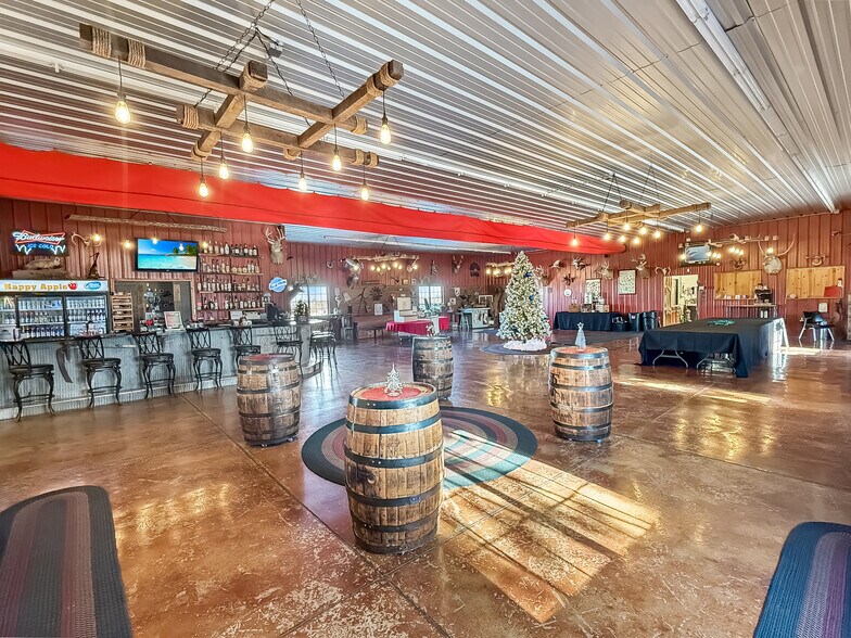 More Photos Of 3408 Clarke St, Norwalk Specialty For Sale