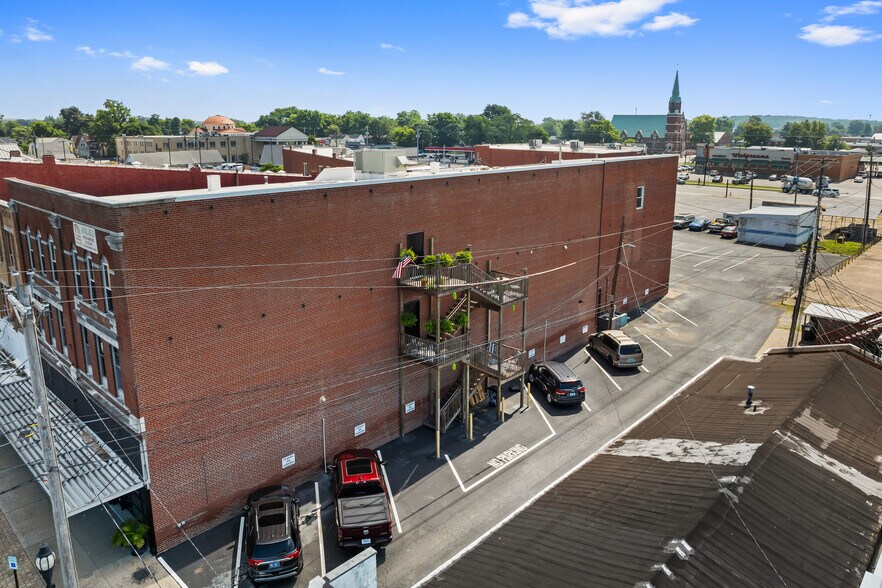 More Photos Of 120 N Elm St, Henderson Storefront Retail Residential For Sale