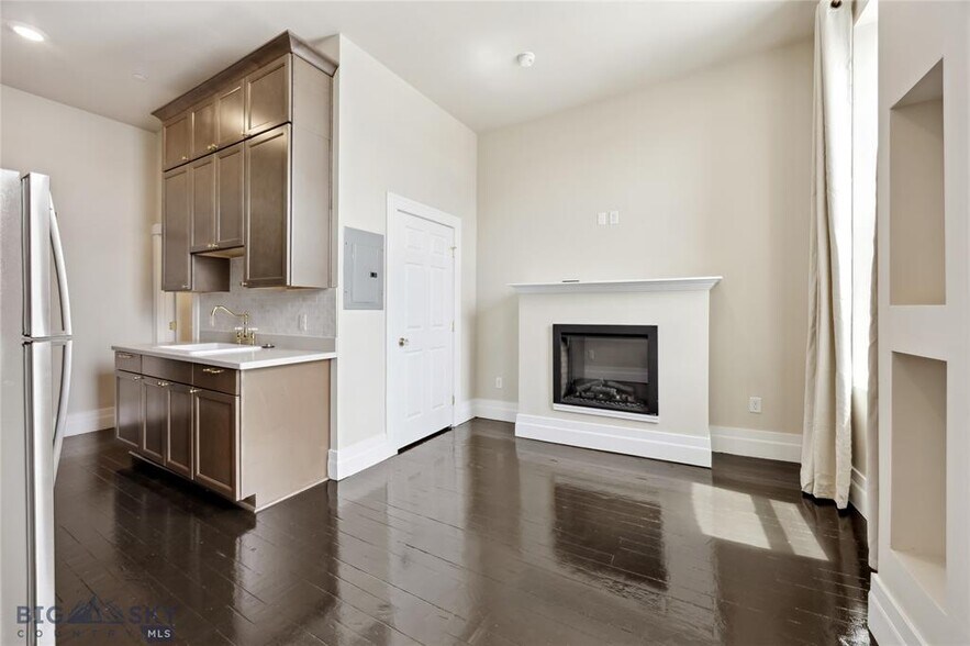 More Photos Of 140 W Park St, Butte Apartments For Sale