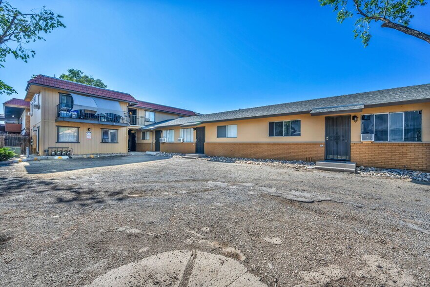 More Photos Of 372 Maine St, Reno Apartments For Sale