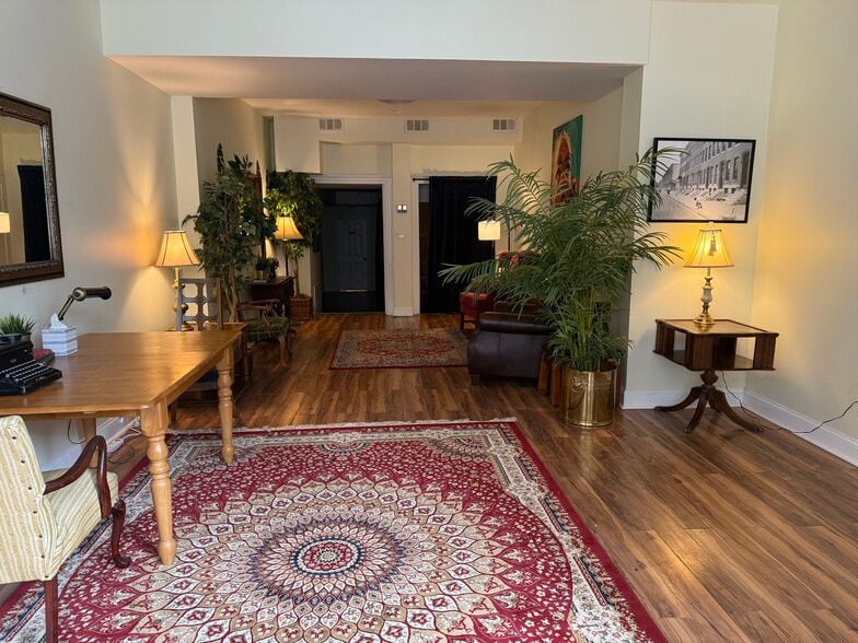 More Photos Of 817 N Howard St, Baltimore Storefront Retail Office For Sale
