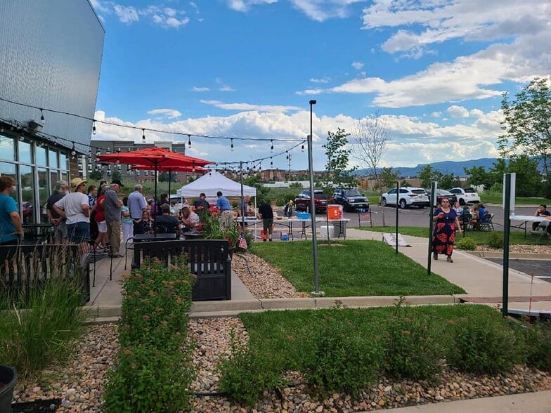 More Photos Of 8200 Southpark Cir, Littleton Light Manufacturing For Sale