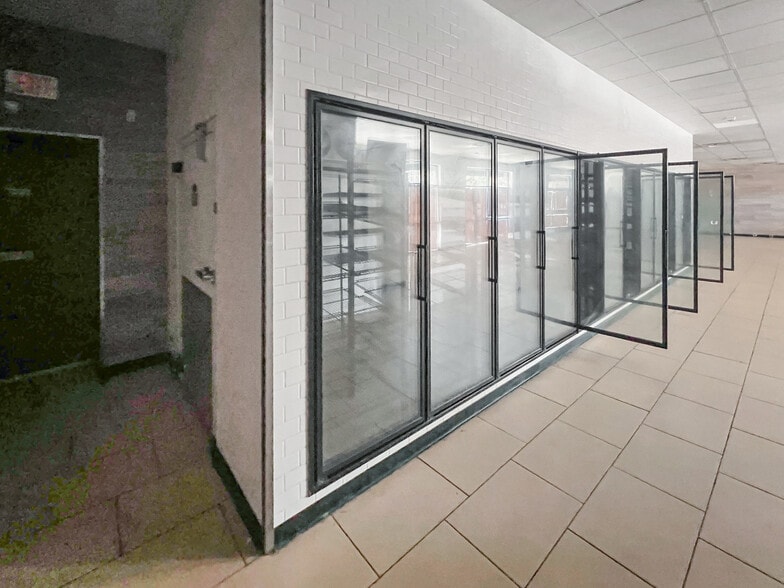 More Photos Of 2380 John F Kennedy Blvd, Jersey City Convenience Store For Sale