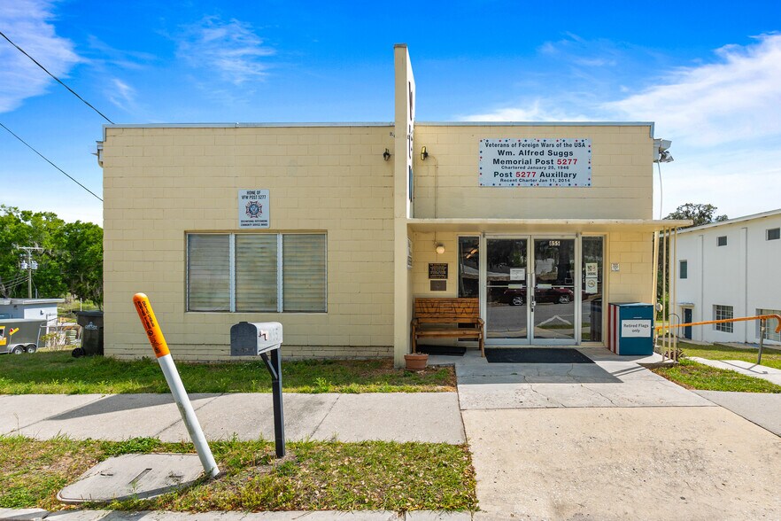 More Photos Of 855 W Desoto St, Clermont Specialty For Lease