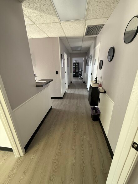 More Photos Of 2980-2982 E Fort Lowell Rd, Tucson Office For Sale