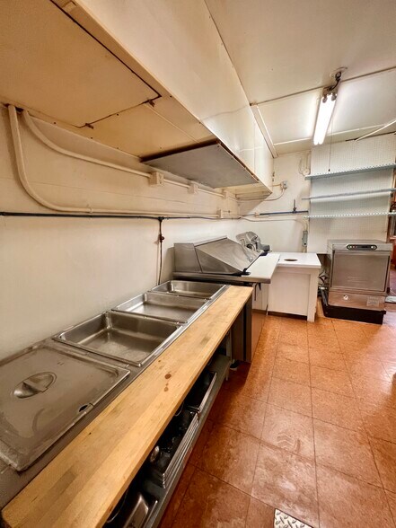 More Photos Of 44 Main St, Camden Restaurant For Sale