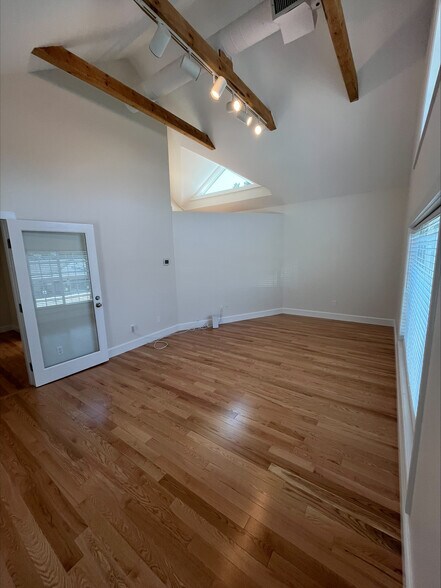More Photos Of 683 Main St, Norwell Loft Creative Space For Lease