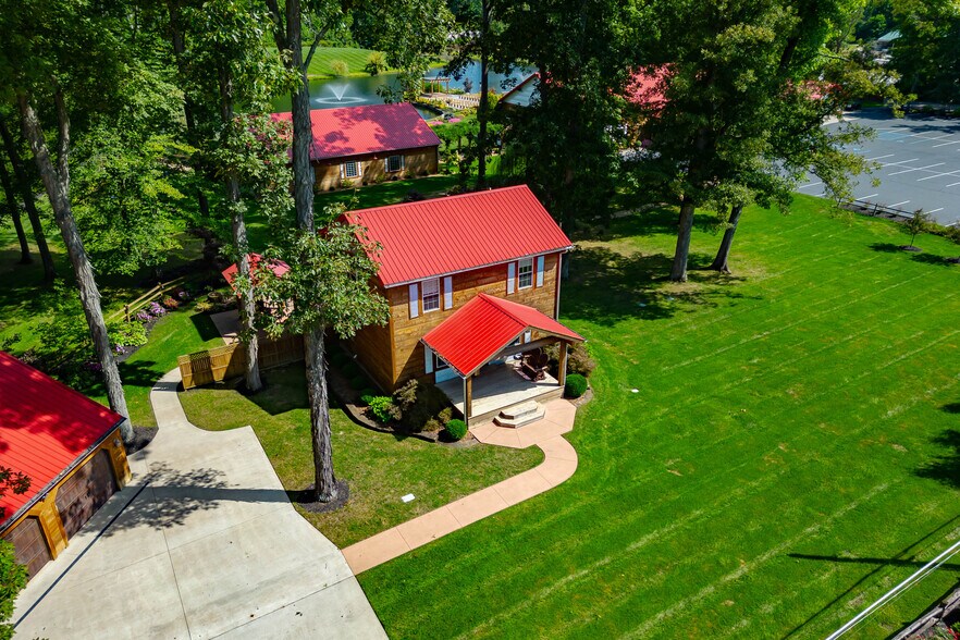 More Photos Of 2130 W County Road 200 N, North Vernon Lodge Meeting Hall For Sale