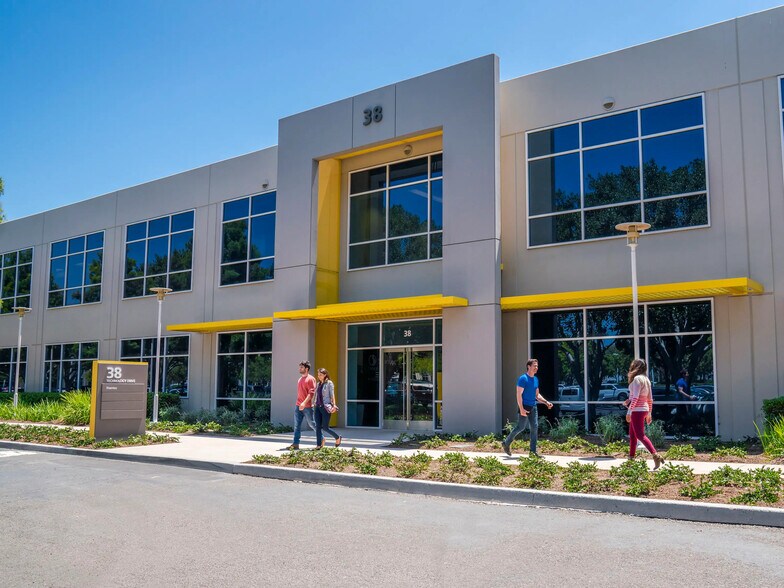 More Photos Of 3 Ada St, Irvine Unknown For Lease