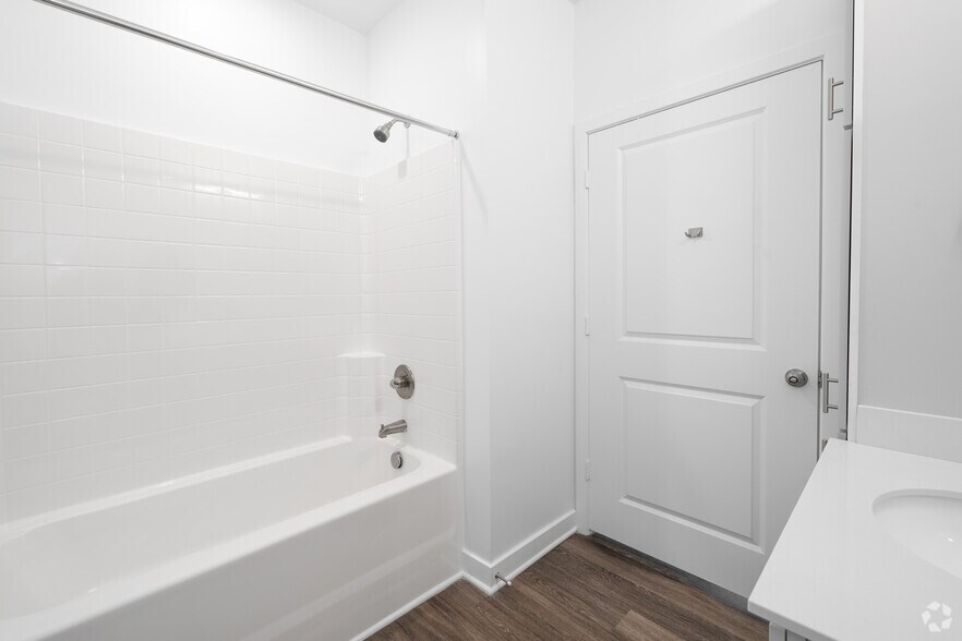 More Photos Of 451 Church St, Norfolk Apartments For Lease