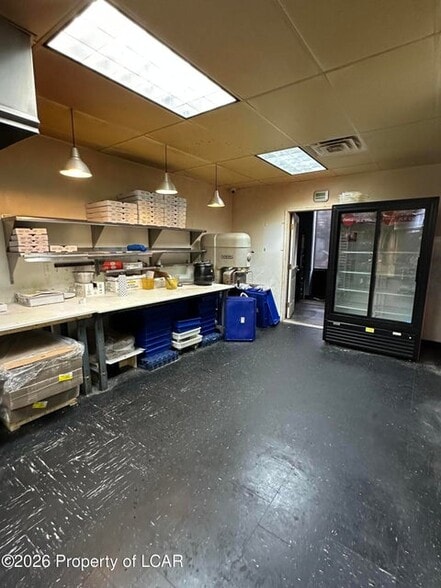 More Photos Of 155 W Union St, Kingston Flex For Lease